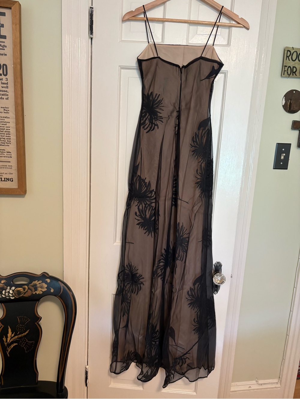 Laundry By Shelli Segal Black Sheer Floral Maxi Dress - Picture 2 of 4